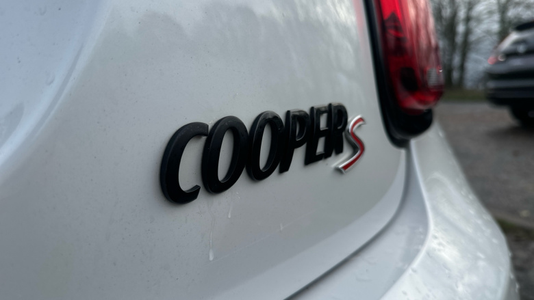 MINI Cooper 2.0 S Sport 3dr Auto Petrol Hatchback